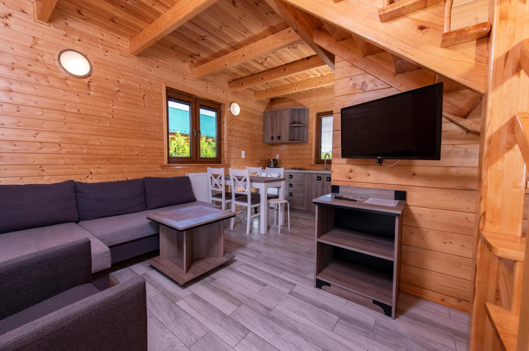 Domki, Apartamenty I Restauracja Wloczega Gąski Екстериор снимка